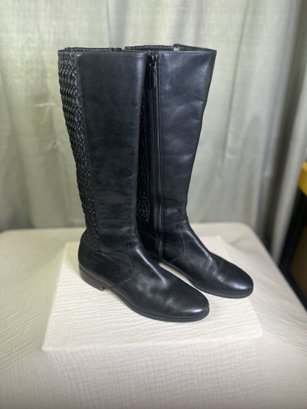 Cole Haan Elverton Black Leather Knee High Riding Boots Sz 10B Quilted Stretch - Picture 3 of 7
